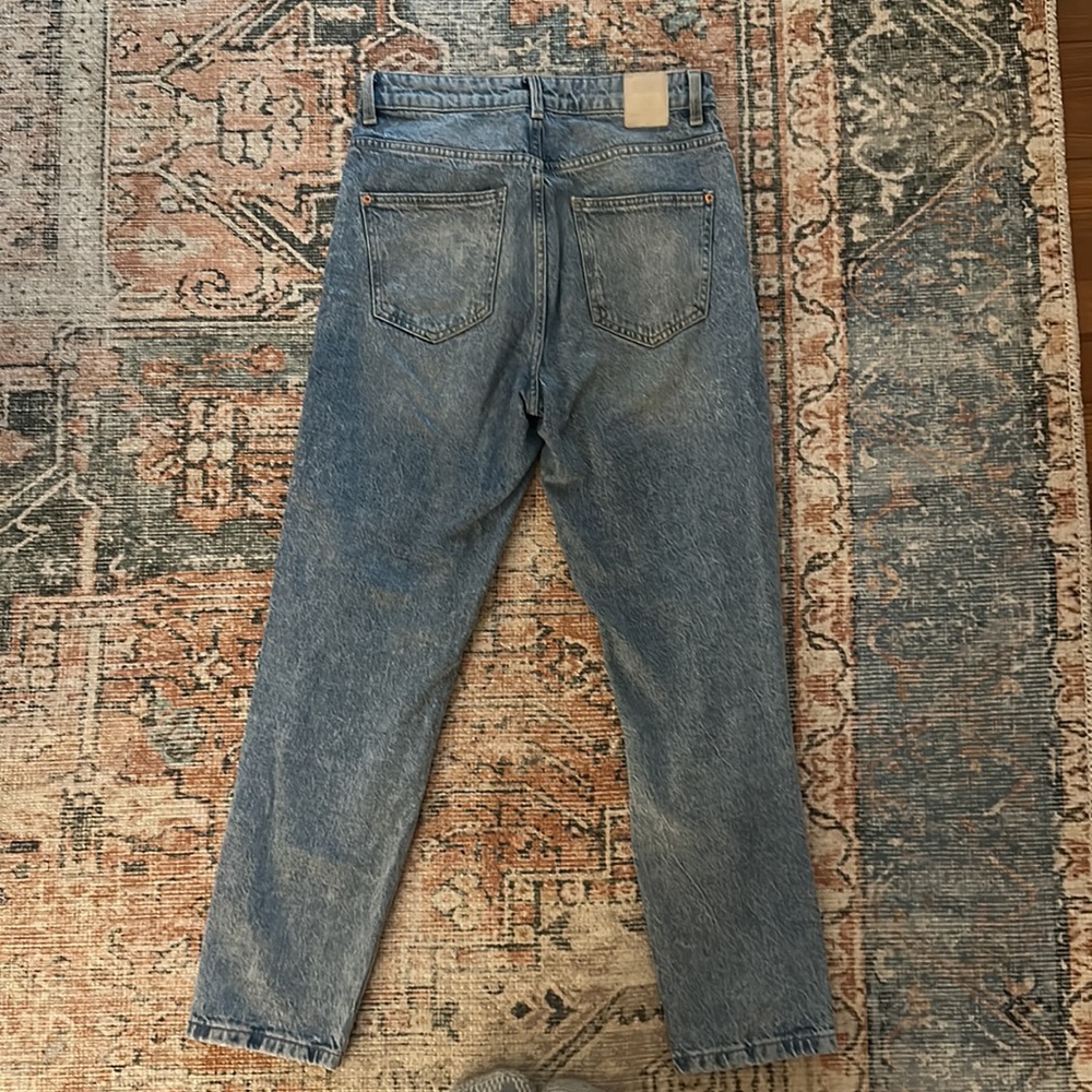 Jeans - Picture 2 of 3